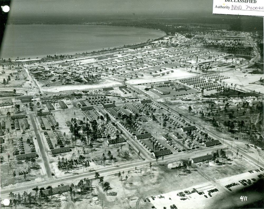 Aerial photo of the Camp Blanding Station Hospital and Reception-Induction Center, with Kingsley Lake in the background.