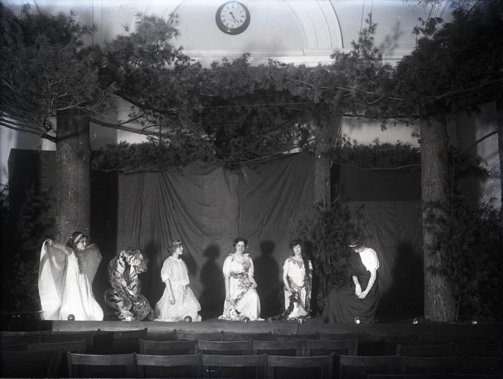 CL-WM-Sabin30-Theater 07.jpg