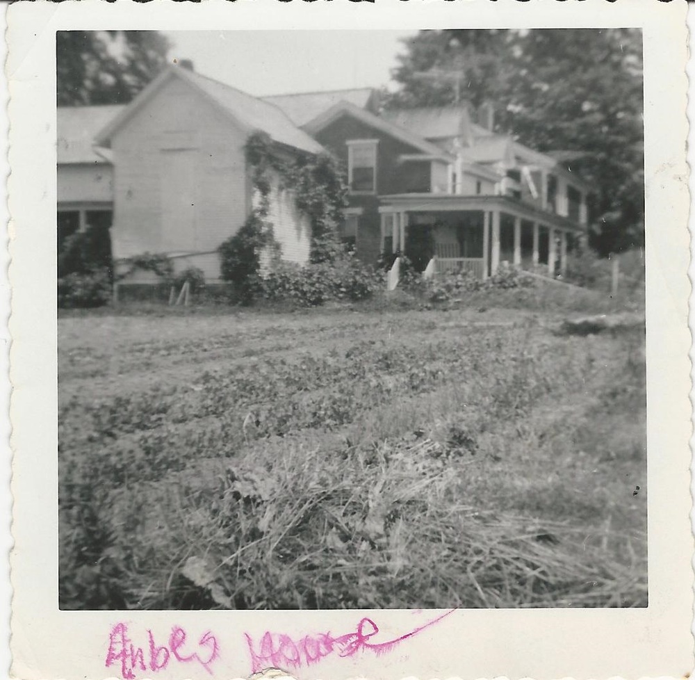 CL-Auber-Aube 11 Domina and Lea Aube Rt. 7 Charlotte, VT mid 1950s.jpg